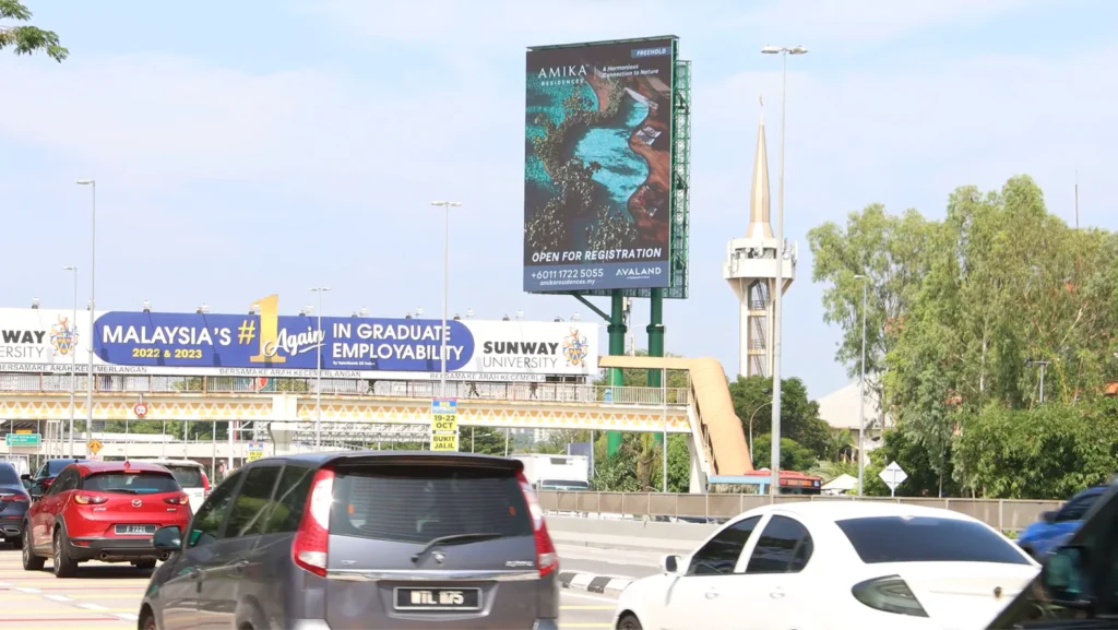 digital-billboard-sunway-pyramid-b