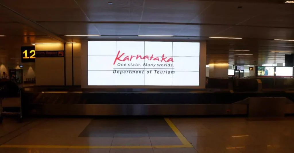 digital-billboard-t1-departure-frisking-area-video-wall