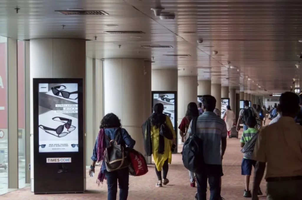 digital-billboard-t2-prime-passage-mumbai-airport