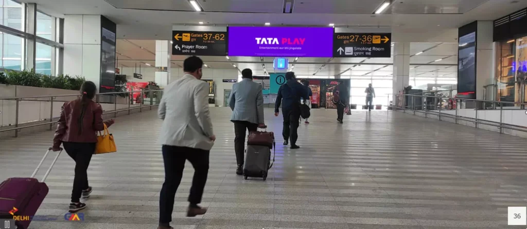 digital-billboard-t3-domestic-departure-ramp-video-wall