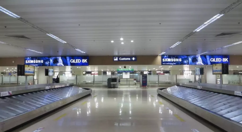 digital-billboard-naia-t1-international-arrival-baggage-claim-leds