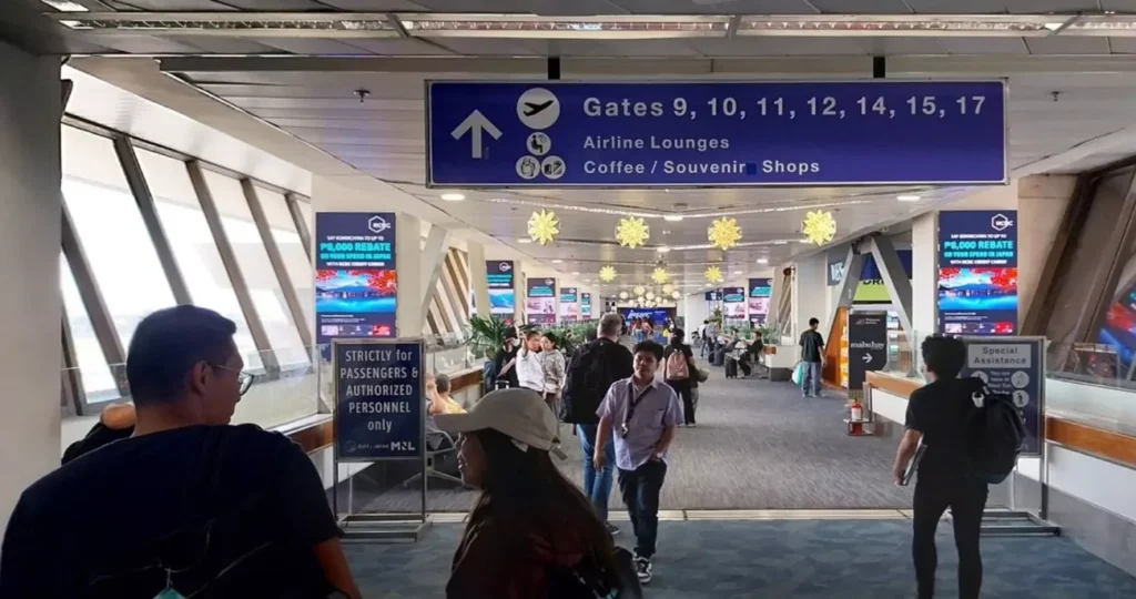 digital-billboard-naia-terminal-1-west-departure-concourse-8-screens